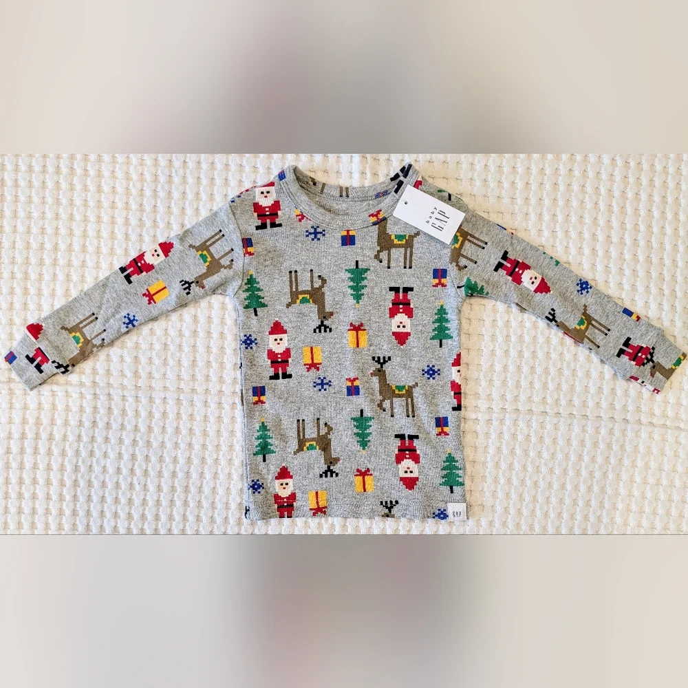 NWT Baby GAP Christmas Holiday Gray Santa Reindeer Tree 2-Piece Pajamas Set